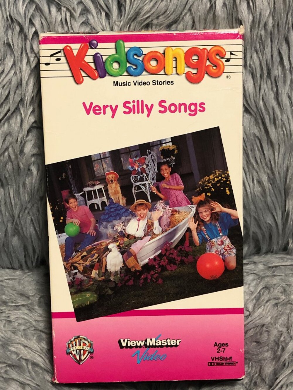 Kidsongs Music Video Stories: Very Silly Songs VHS Tape 1991 View-Master Video.
